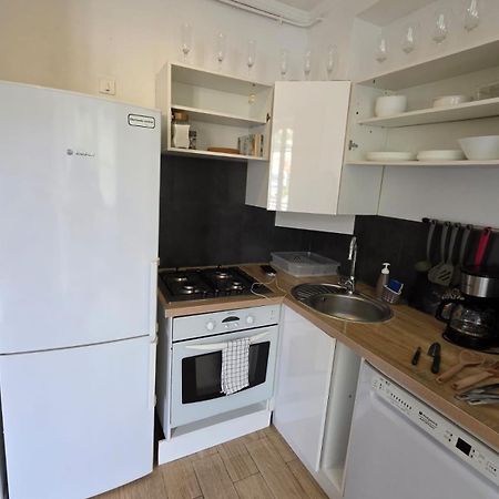 2 Spacious Bedrooms Near Riquier Station! Nice Ngoại thất bức ảnh
