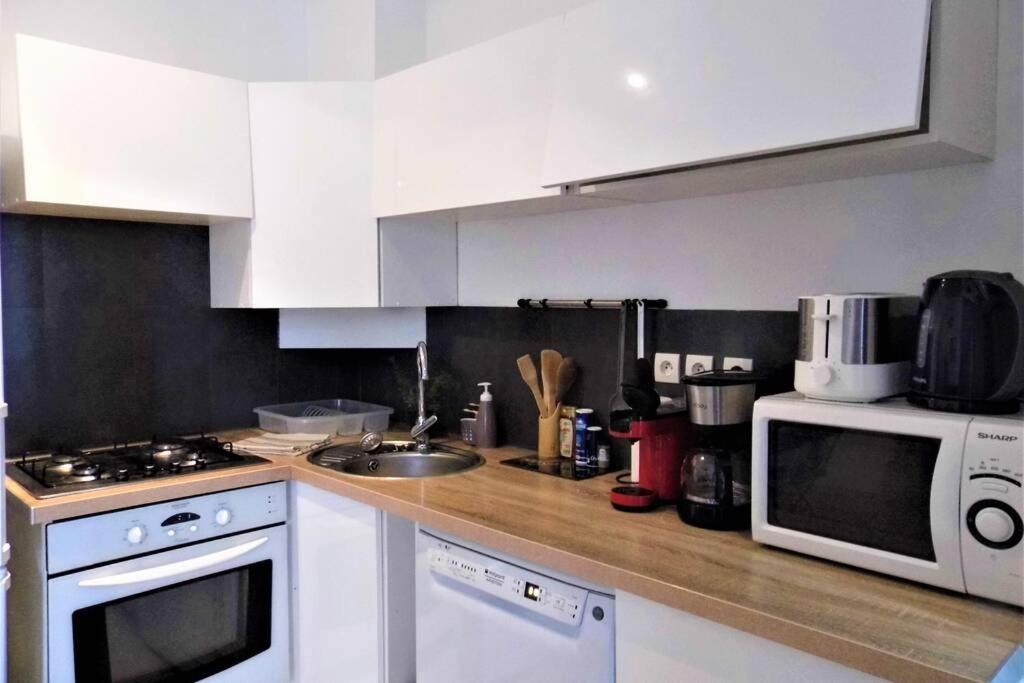 2 Spacious Bedrooms Near Riquier Station! Nice Ngoại thất bức ảnh