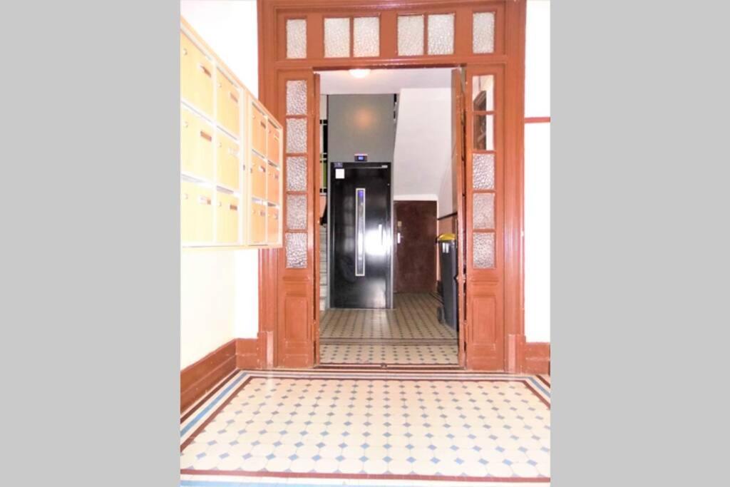 2 Spacious Bedrooms Near Riquier Station! Nice Ngoại thất bức ảnh
