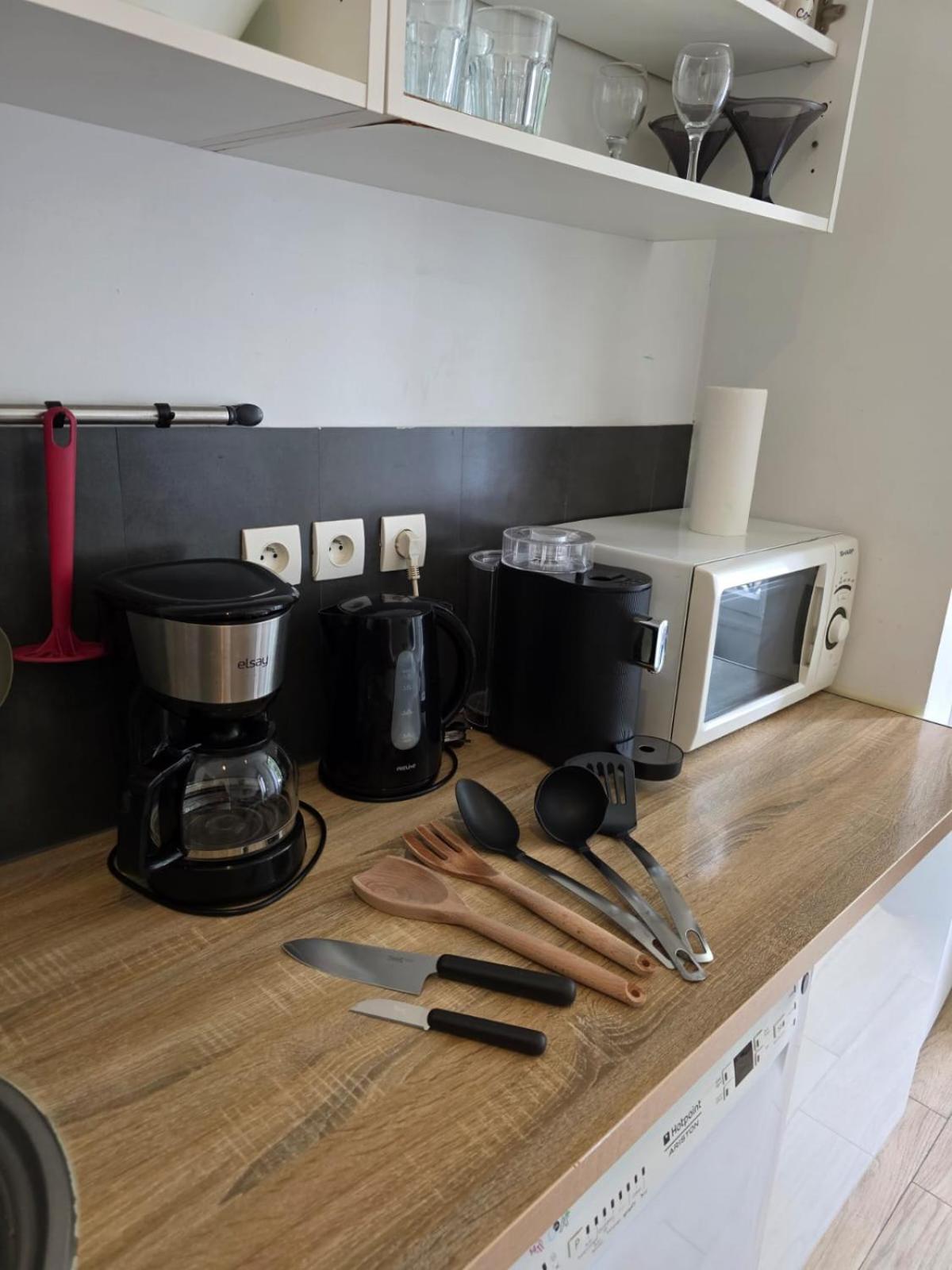 2 Spacious Bedrooms Near Riquier Station! Nice Ngoại thất bức ảnh