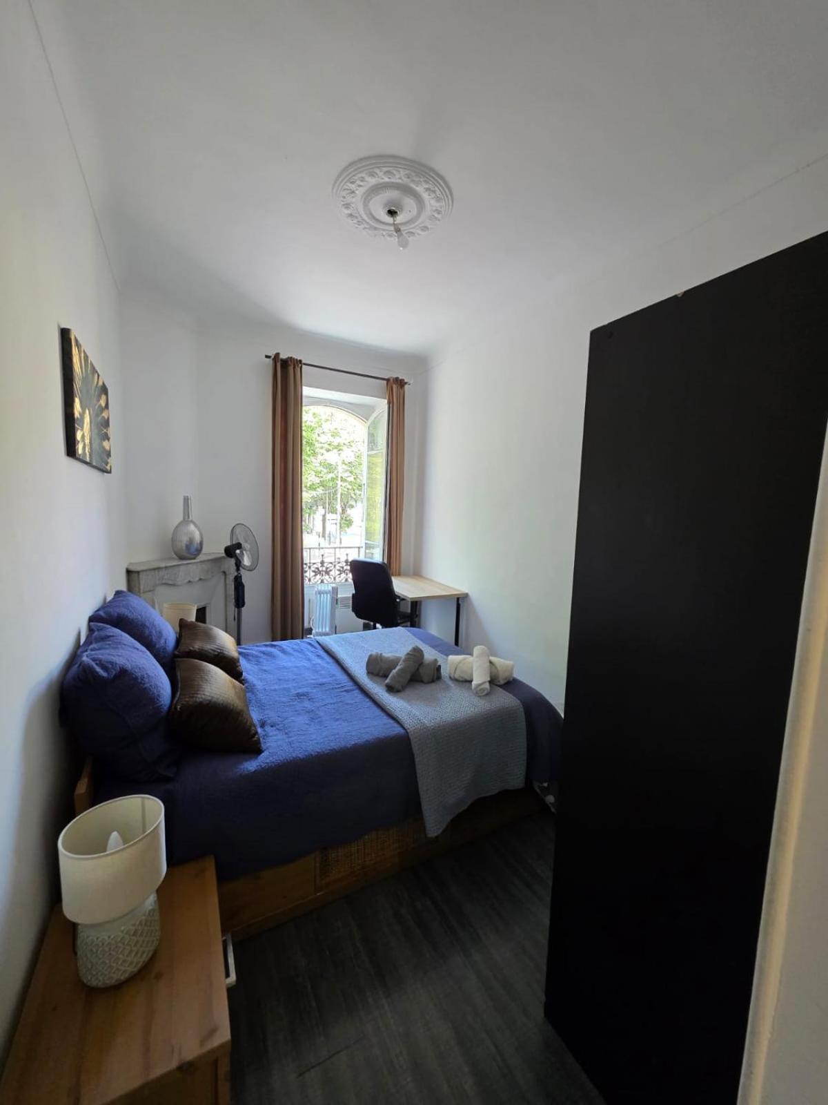 2 Spacious Bedrooms Near Riquier Station! Nice Ngoại thất bức ảnh